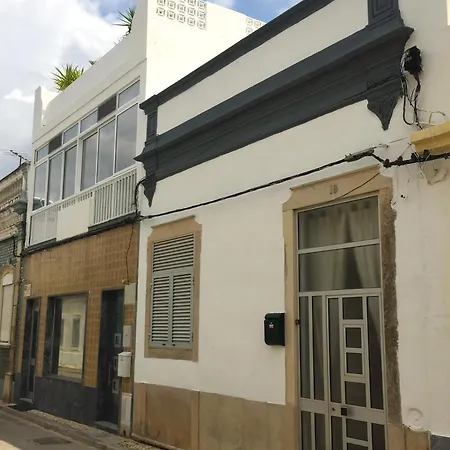 Casa Almirante Reis - Perfect Location & Rooftop