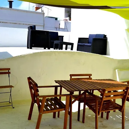 Casa Almirante Reis - Perfect Location & Rooftop Olhão