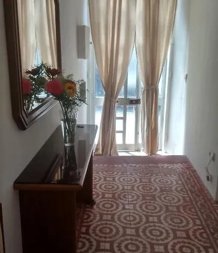 度假居 Casa Almirante Reis - Perfect Location & Rooftop 奥良